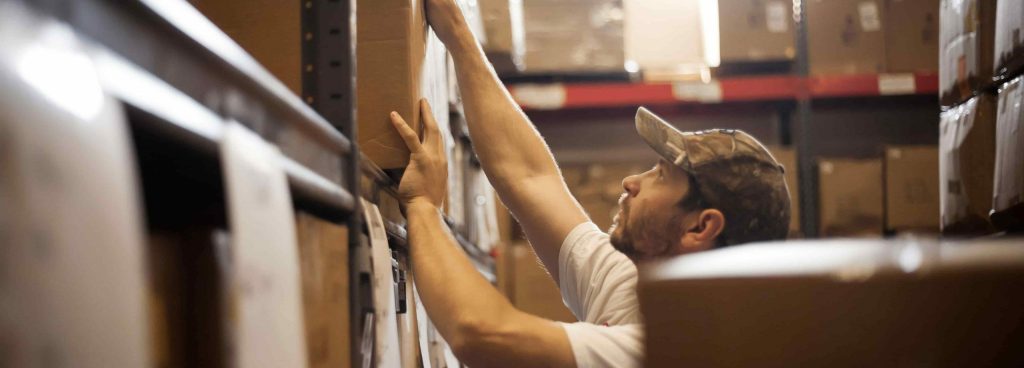 ¿Cuáles son los sectores que más residuos de cartón generan?