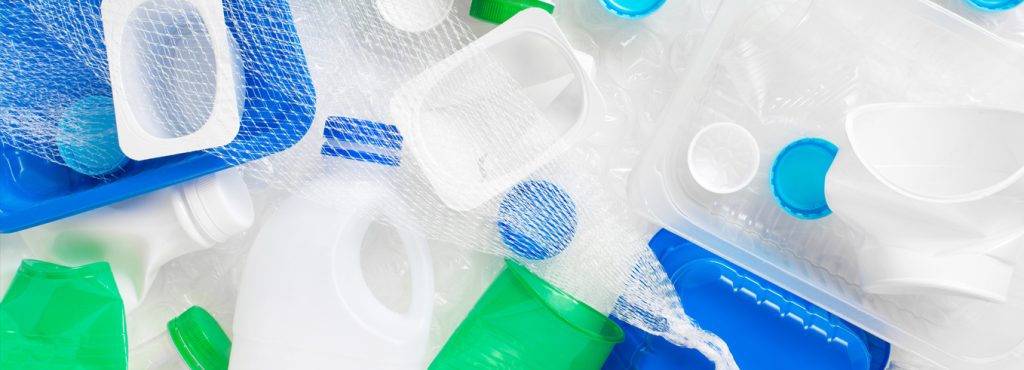 "Debemos tener conciencia de que no podemos eternamente disponer de materiales a los que demos un único uso."