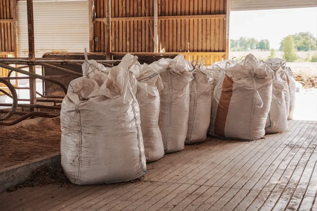 Plástico agrícola: cómo gestionar film, mulching y big bags