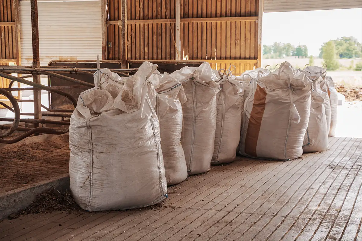 Plástico agrícola: cómo gestionar film, mulching y big bags